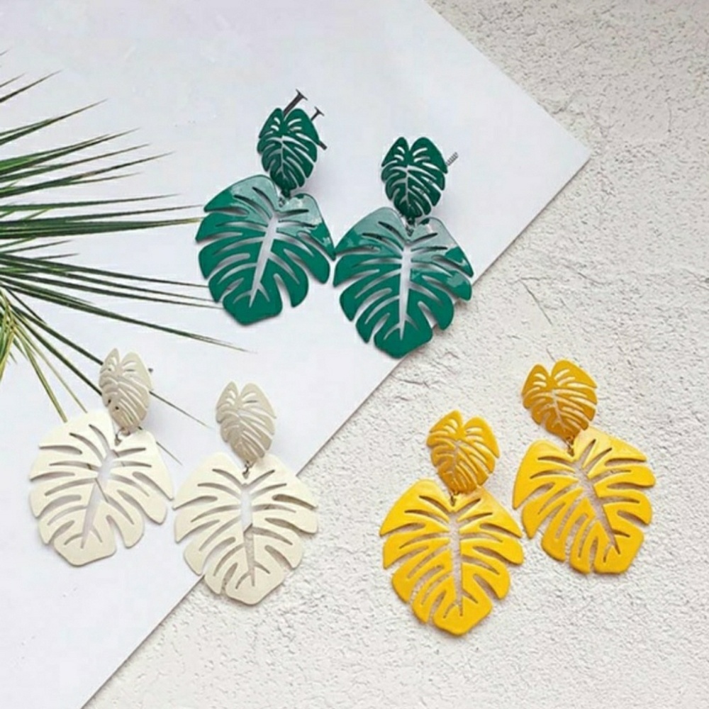 Leaves shape Earrings